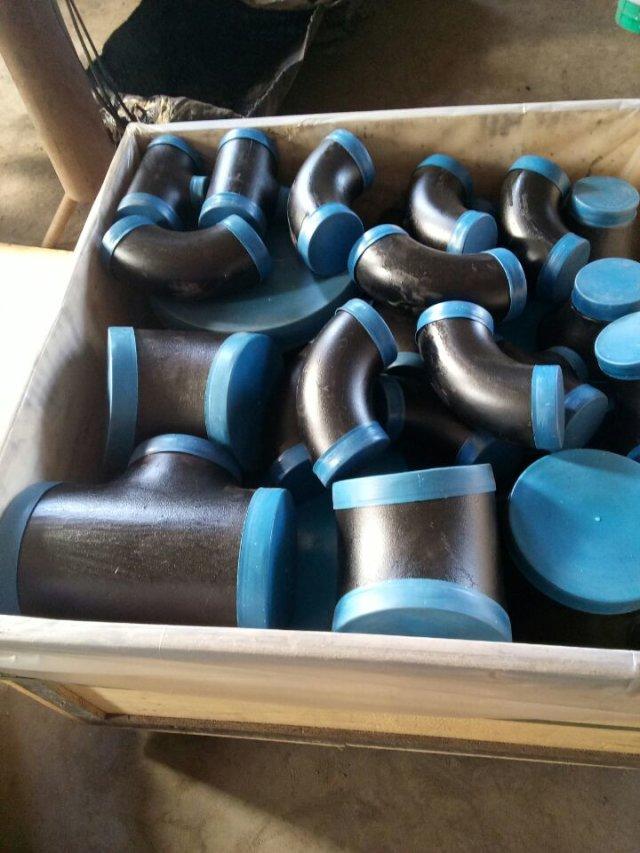 ANSI B16.5 Flanges di collo di saldatura in acciaio al carbonioVendita calda SW, BW, THD Stili per diversi collegamenti di condotte 11